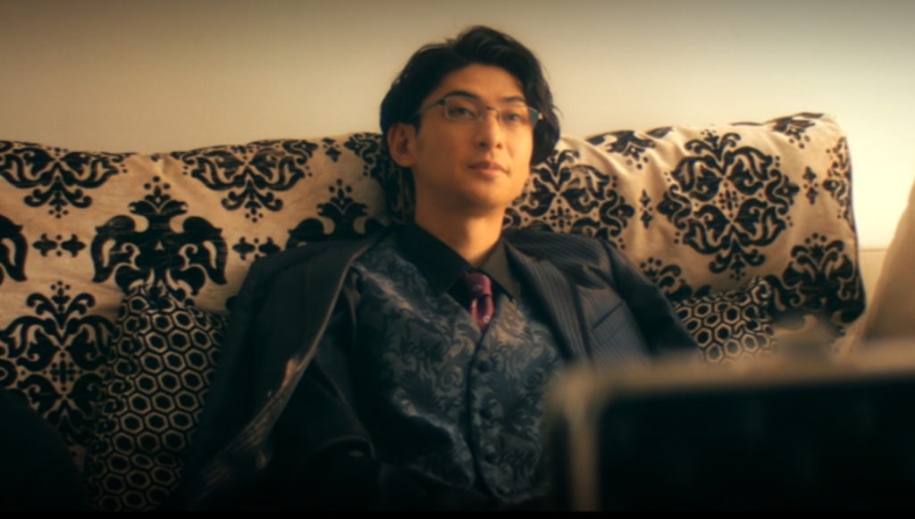 Oya-san has an unhealthy obsession with damask fabrics. (Yakuza Lover)